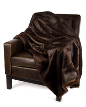 Load image into Gallery viewer, Grizzly Throw