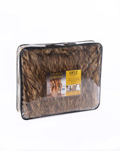 Load image into Gallery viewer, Red Wolf Faux Fur Throw
