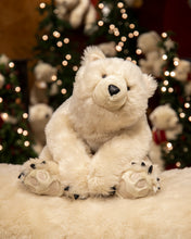 Load image into Gallery viewer, Polar Bear Hug 26&quot;

