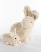 Load image into Gallery viewer, Vanilla Cream Rabbit Hug
